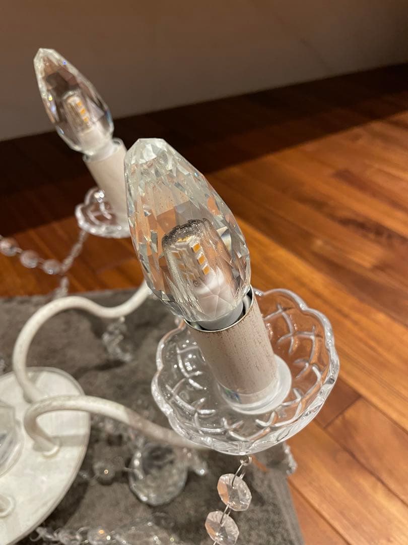 Tiara chandelier ホワイト 5灯　シャンデリア