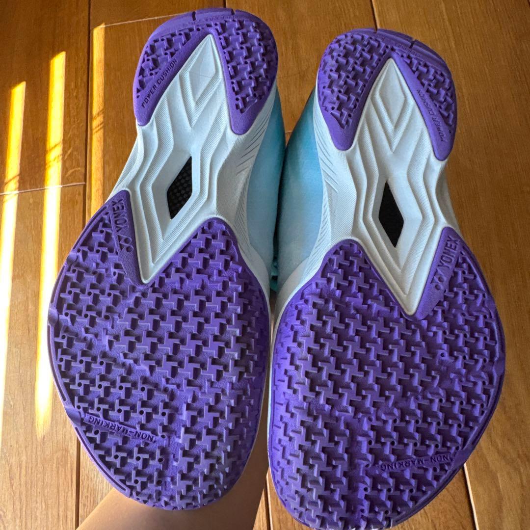 YONEX エアラス　22.5 バドミントンシューズ US 6