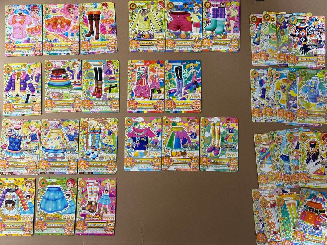 公*o様 初期アイカツ 大量まとめ売り約220枚　コーデ完成多数 プレミアムレア