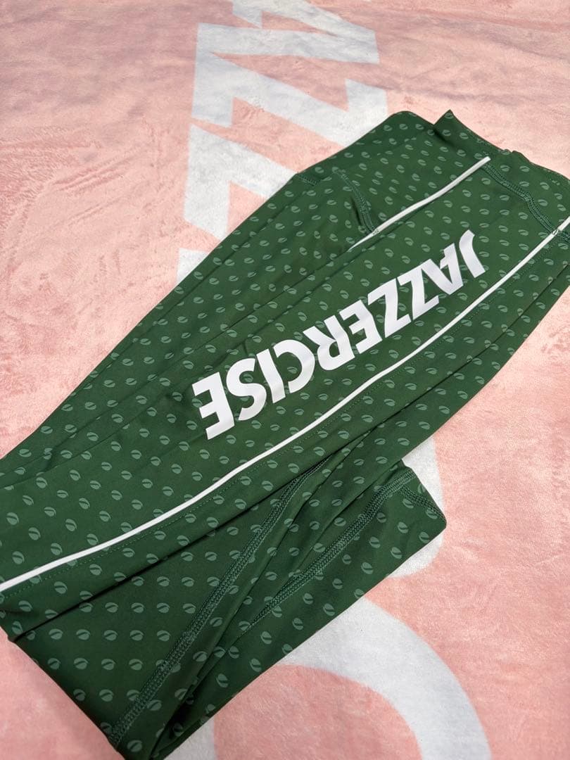新品❗️ ジャザサイズ　レギンス XSサイズ　グリーン　アイコン