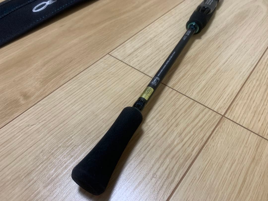 【値下げ】エメラルダス AIR 75MLM エギングロッド【伝票　保証書付き】