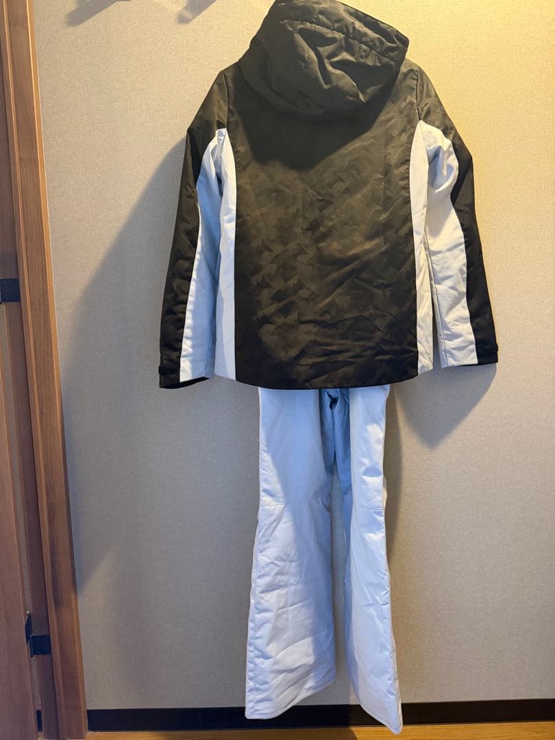 ☆美品☆ フェニックス PHENIX レディース スキーウェア 上下セット