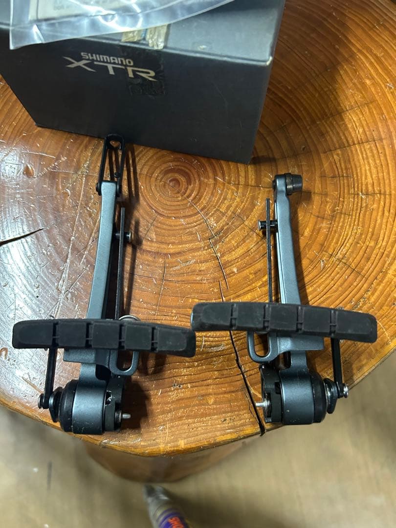 SHIMANO XTR BR-M950-R 新品未使用！