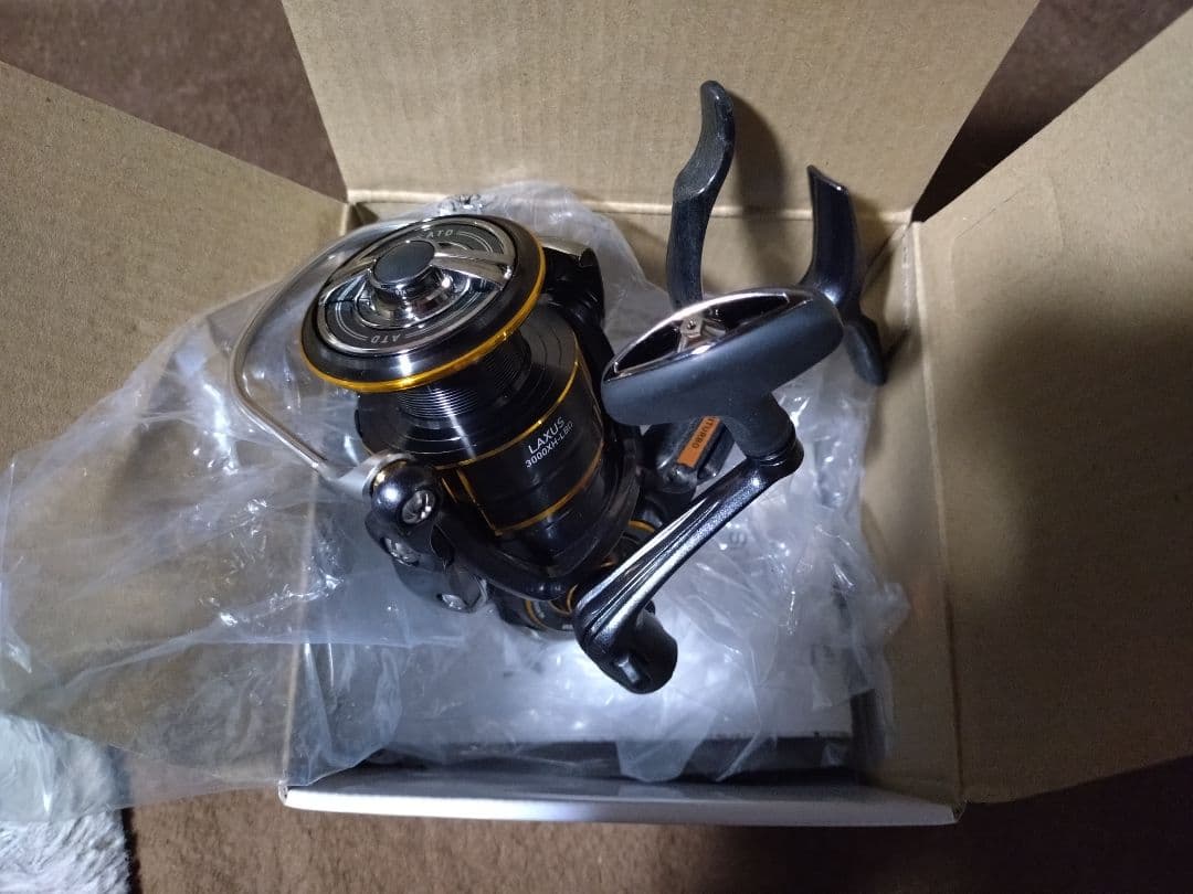 DAIWA 23ラグザス 3000XH-LBD　新品未使用！