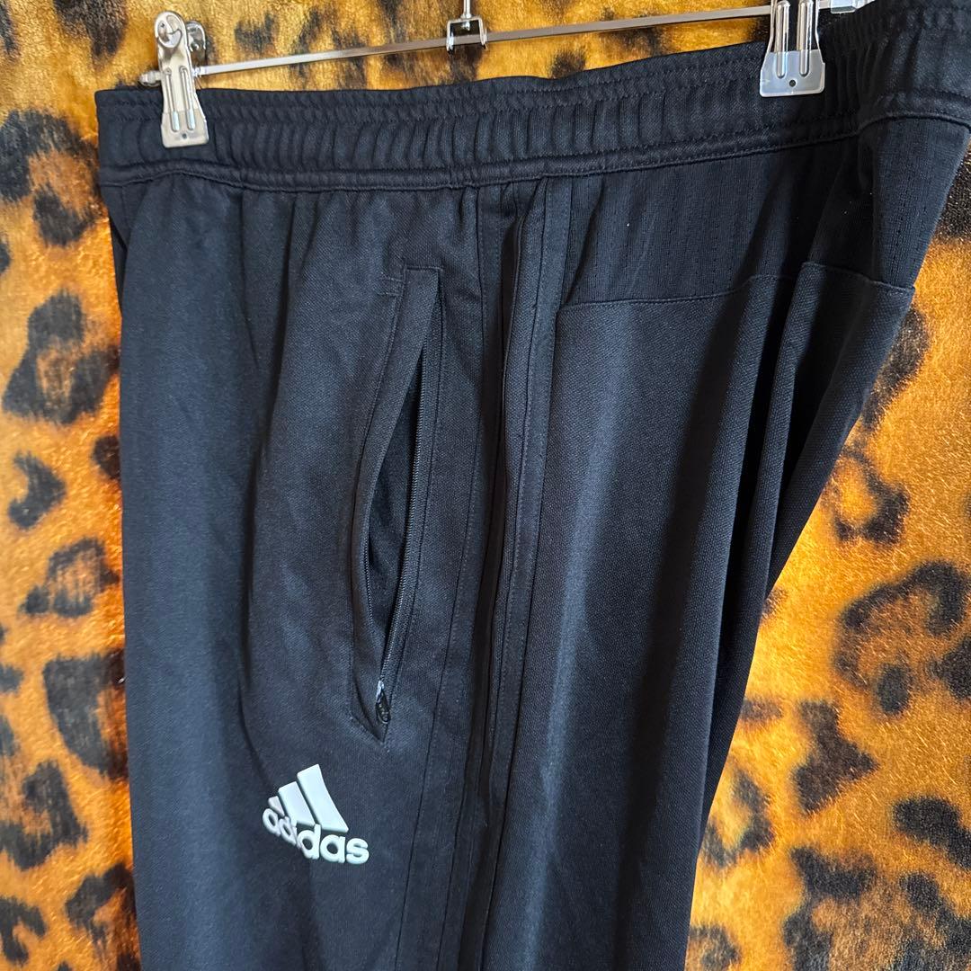 adidas 黒　上下セットO size 長袖　football Futsal