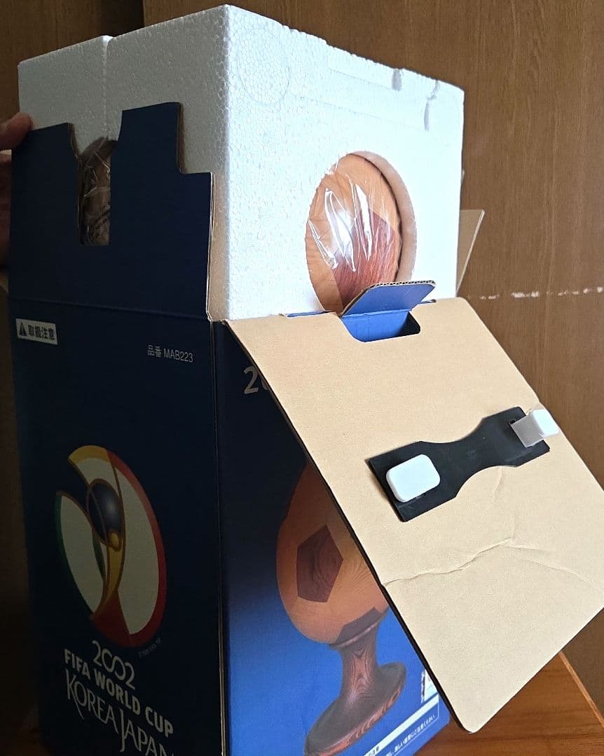 2002 FIFA World Cup 公式木製サッカーボール　激レア　新品
