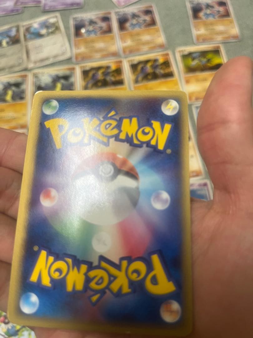 ポケモンカード　ミュウと波動の勇者ルカリオセット