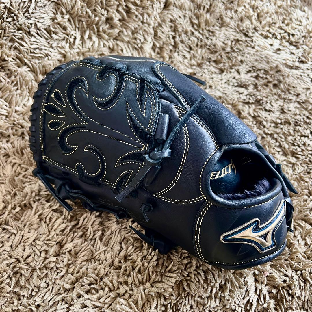 Mizuno セレクト9 黒 レザーグローブ 菅野智之モデル　左利き用