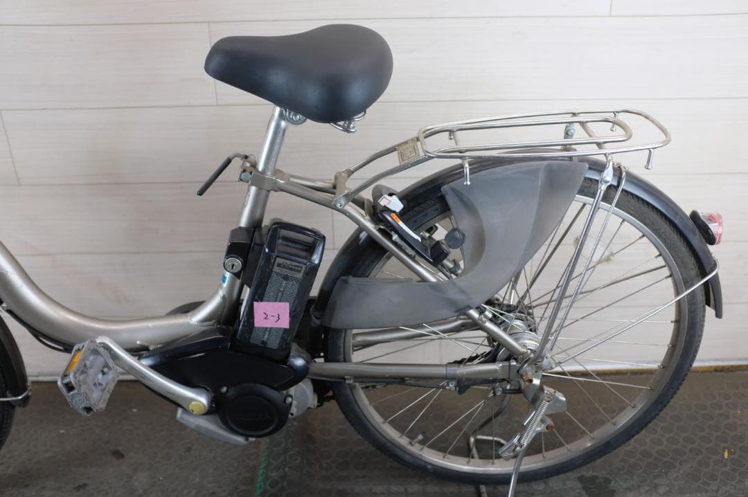 ヤマハ　PAS　24インチ　3段　8.7Ah(3点灯）充電器あり