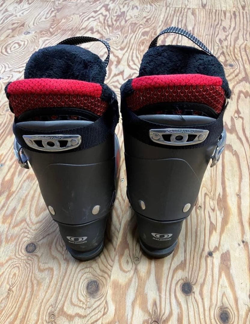 メミ Salomon スキーブーツ