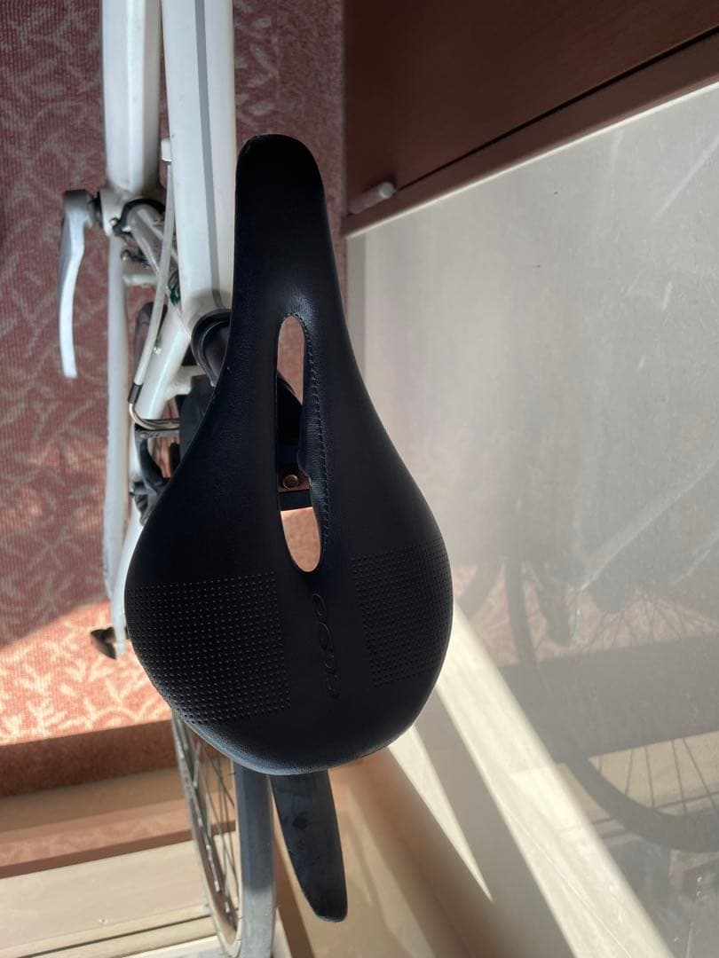 u5　bianchiビアンキRomaⅣ パールホワイトサイズ46