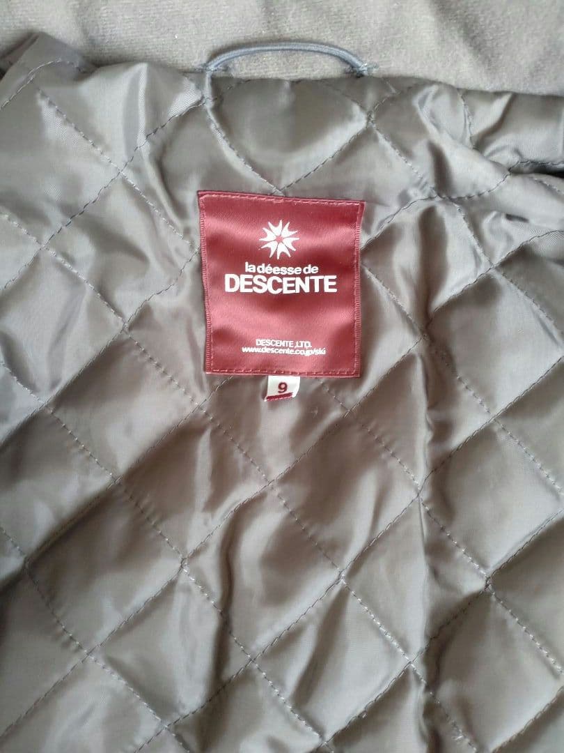 DESCENTE レディーススキーウェアジャケット&パンツ上下セット　ホワイト