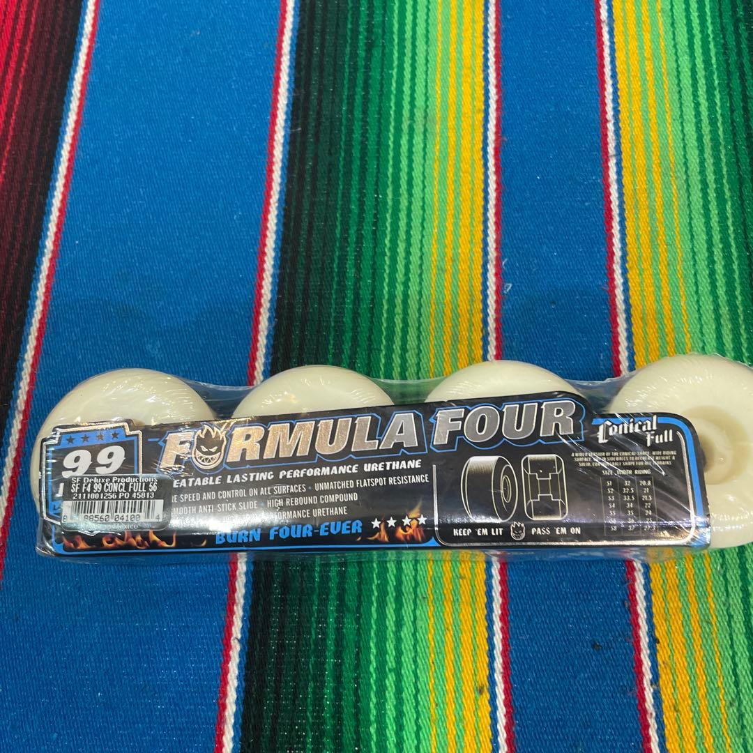 スピットファイアSpitfire Formula Four 56mm