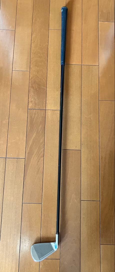 ゼクシオプライム　SP400 ５番アイアン右用　R2シャフト　シニア・女性でも！