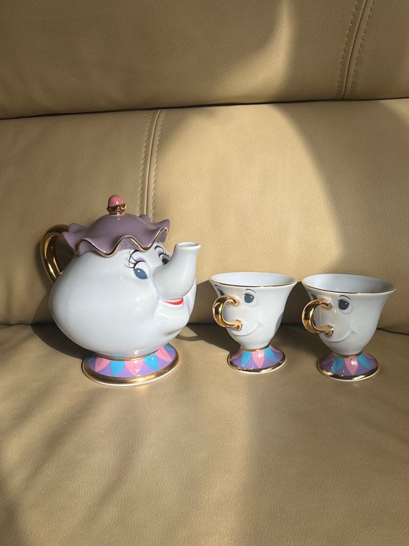 ディズニー 美女と野獣　ポット夫人 チップ　ティーポットセット