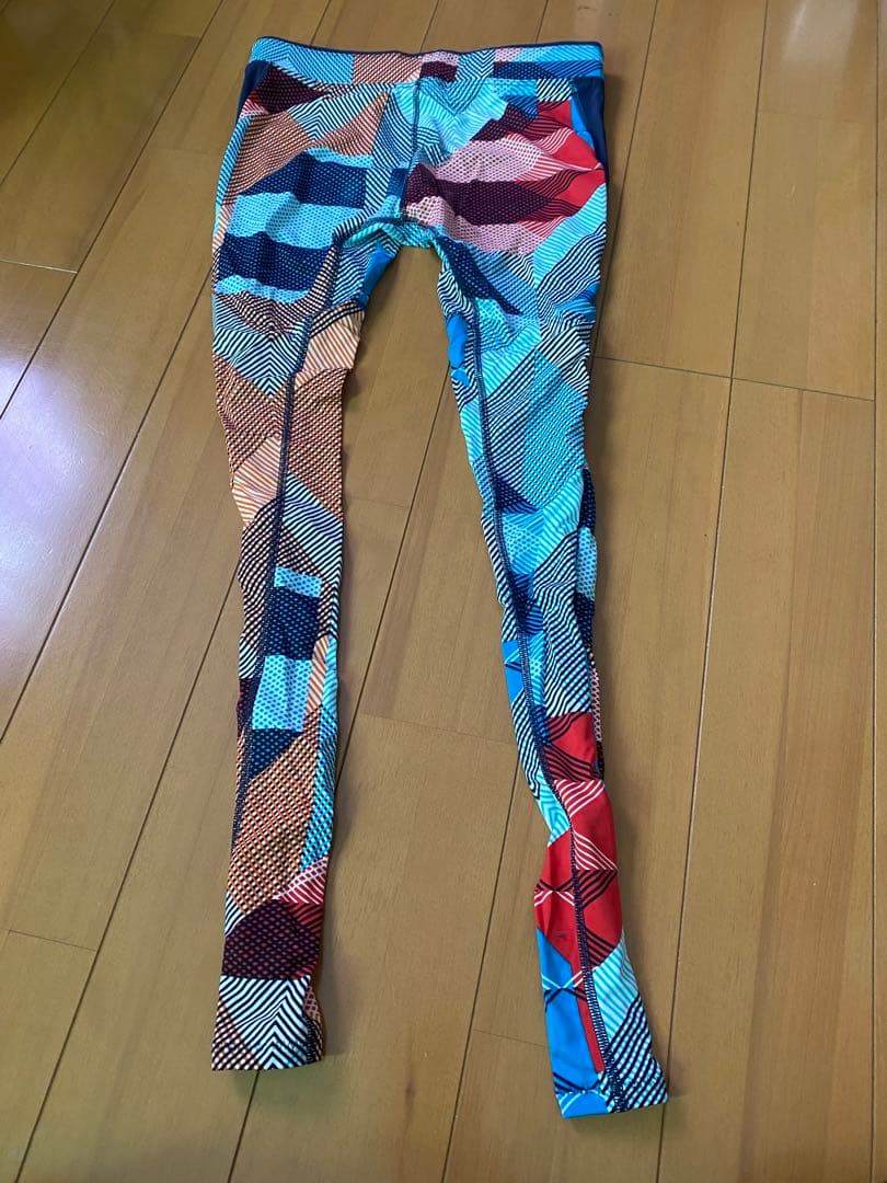 SKINS スキンズ　レディース　ロングタイツ