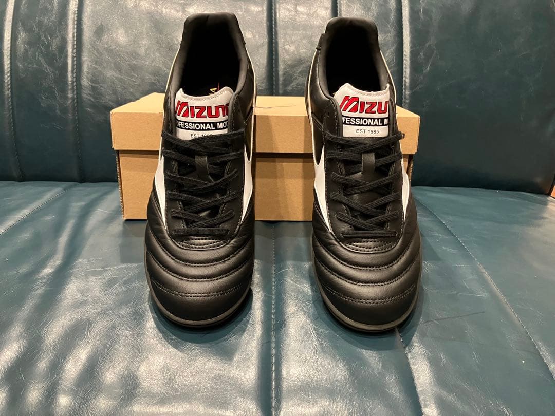 Mizuno Morelia サッカーシューズ ブラック/ホワイト/レッド