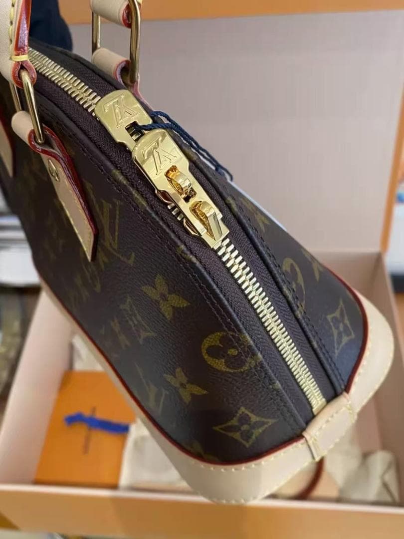 (正規品) ハンドバッグ ダークブラウン