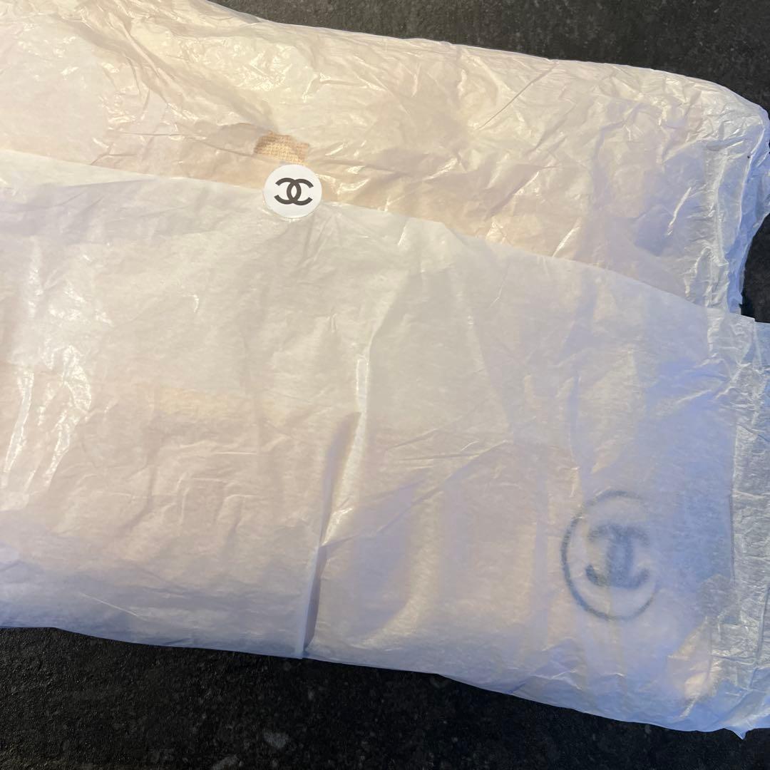 CHANEL ロゴ入りホワイトクッション 非売品