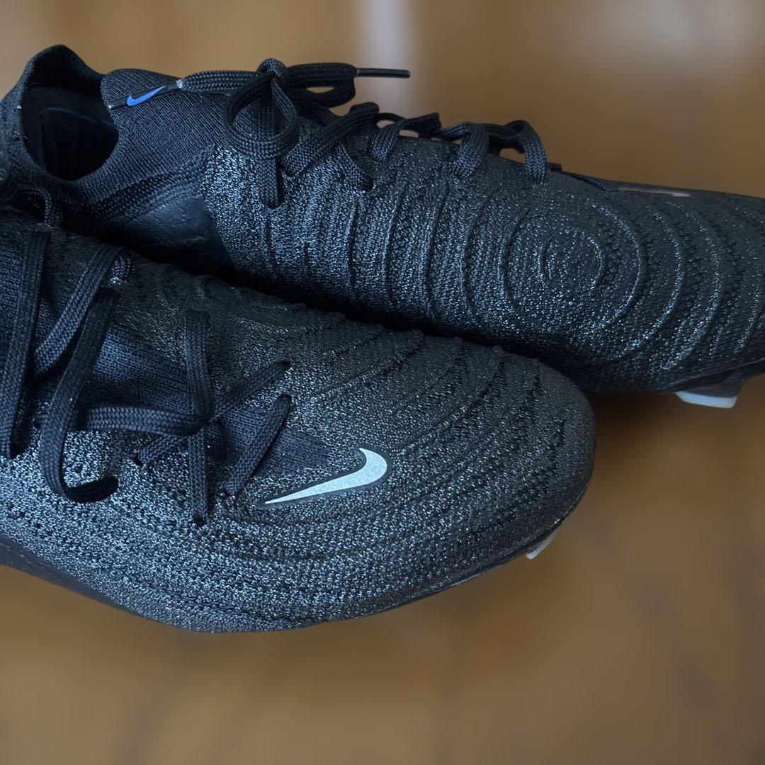 ナイキNIKE　ファントムGX 2　 エリート黒スパイクトップモデル 28センチ