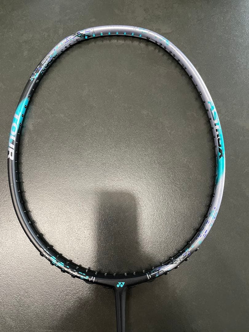 YONEX ASTROX 88D TOURバドミントンラケット