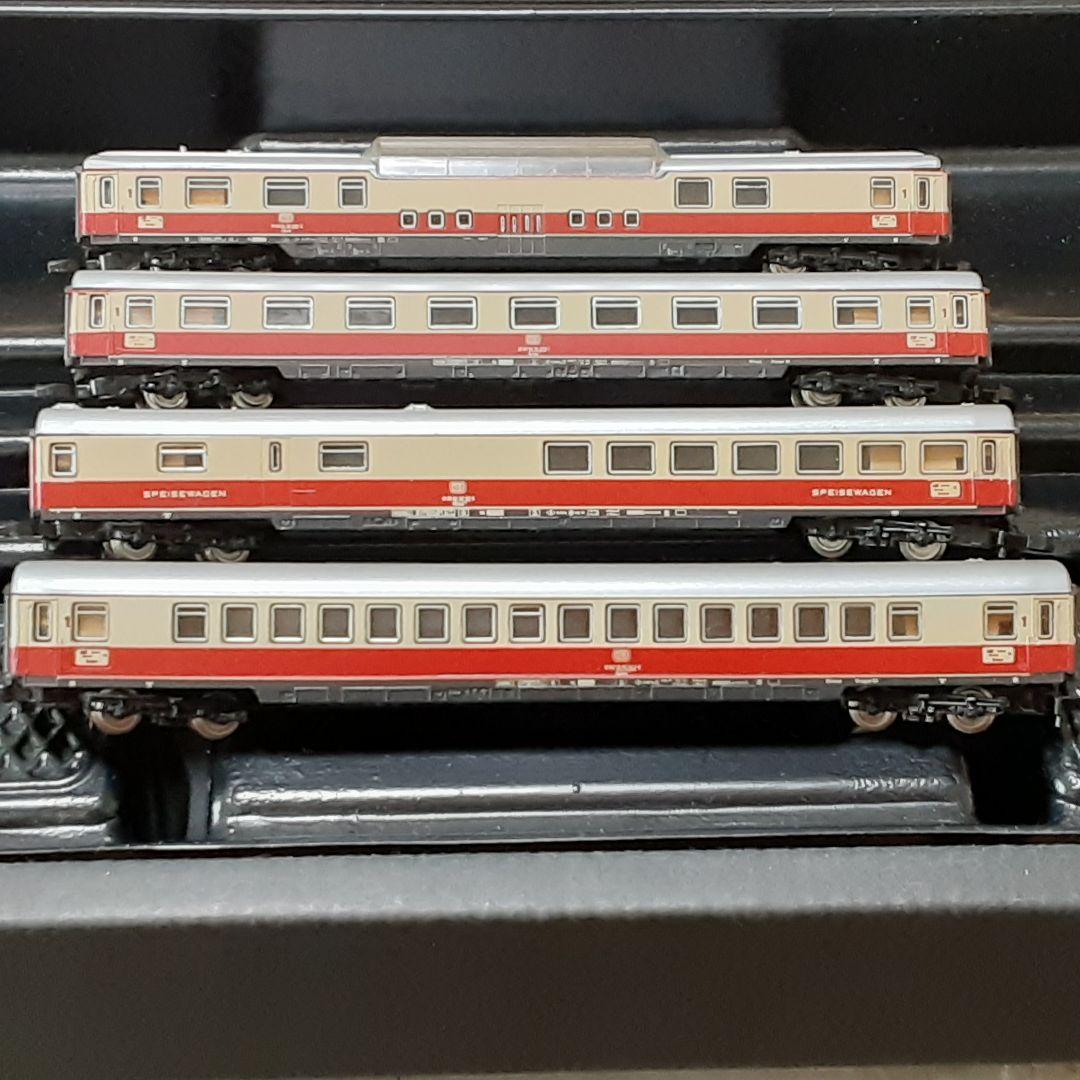 Maerklin（メルクリン）Zゲージ　客車4両　　室内灯点灯確認済