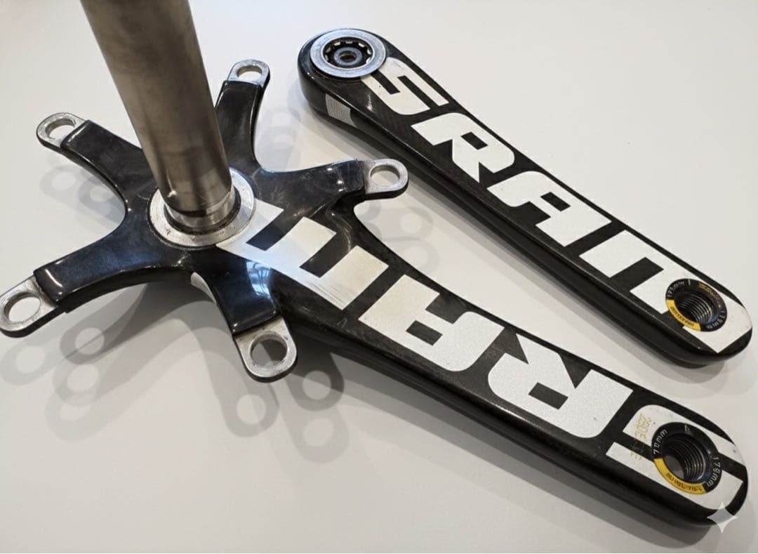 SRAM Force カーボンクランクセット