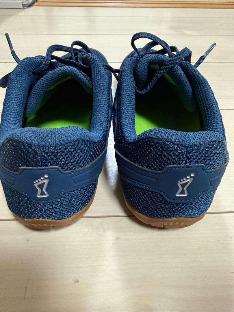 【値下げ】INOV トレーニングシューズ ネイビー28cm