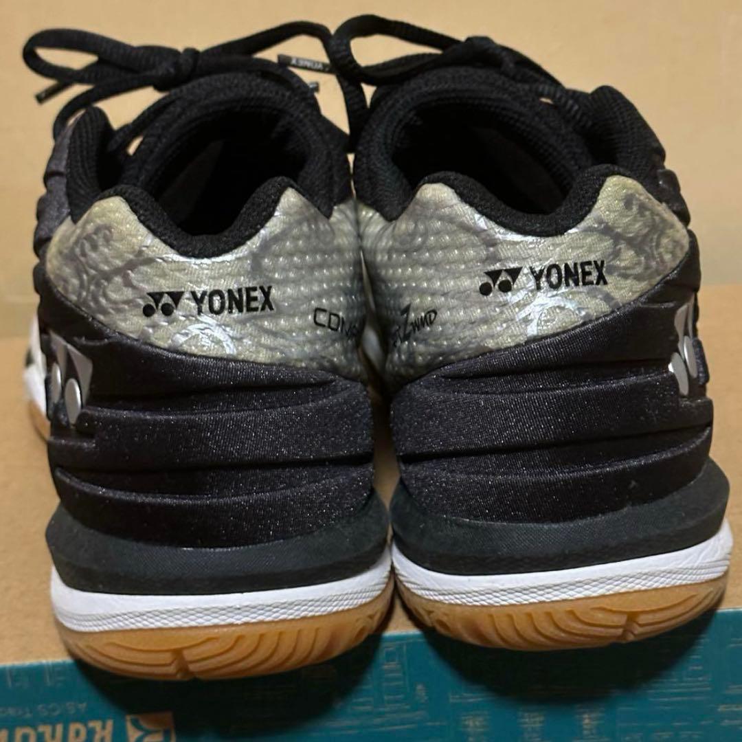 【新品】YONEX COMFORT Z WMDバドミントンシューズ 24.0cm