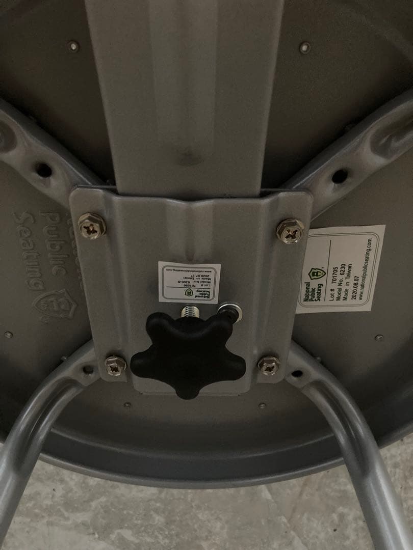 パシフィックファニチャーサービス STUDIO STOOL バックレスト付