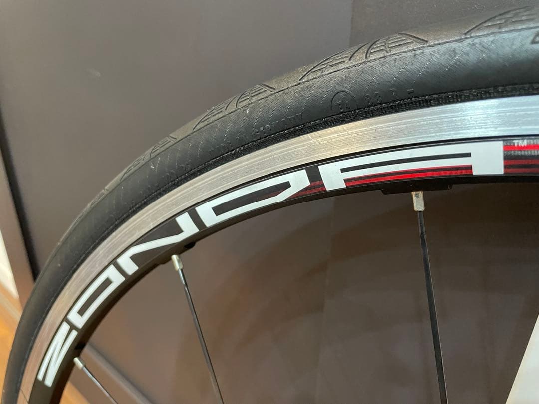 Campagnolo ZONDA ・ Continental GP4000s2