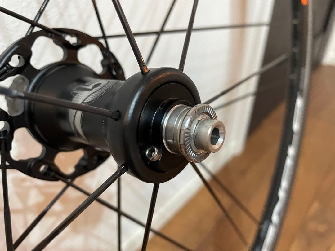 Campagnolo ZONDA ・ Continental GP4000s2