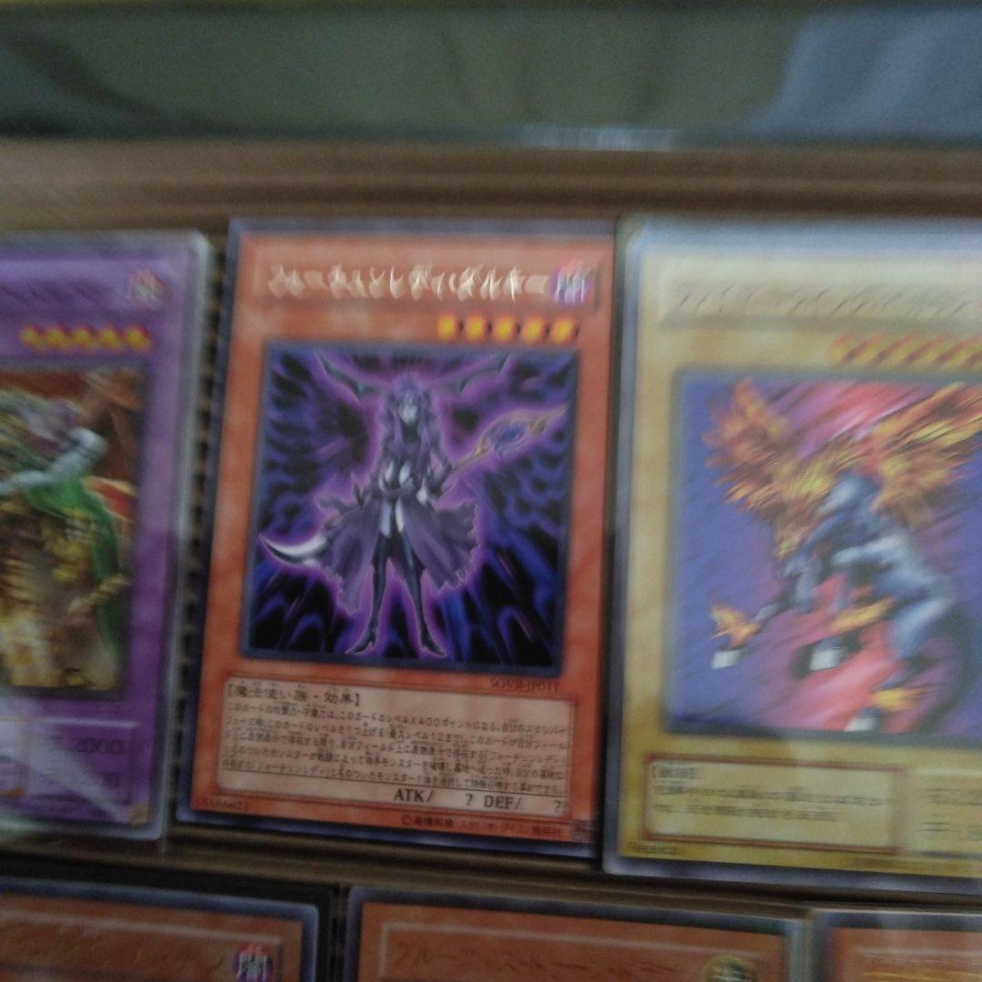 遊戯王OCG の缶で中身はありませんでしたおまけで違う遊戯王のカードをつけます