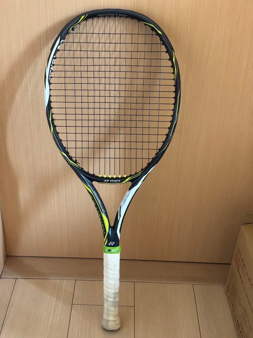 YONEX EZONE DR100テニスラケット 黒/黄