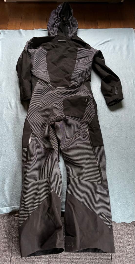 peak performance HELI SUIT ピークパフォーマンス