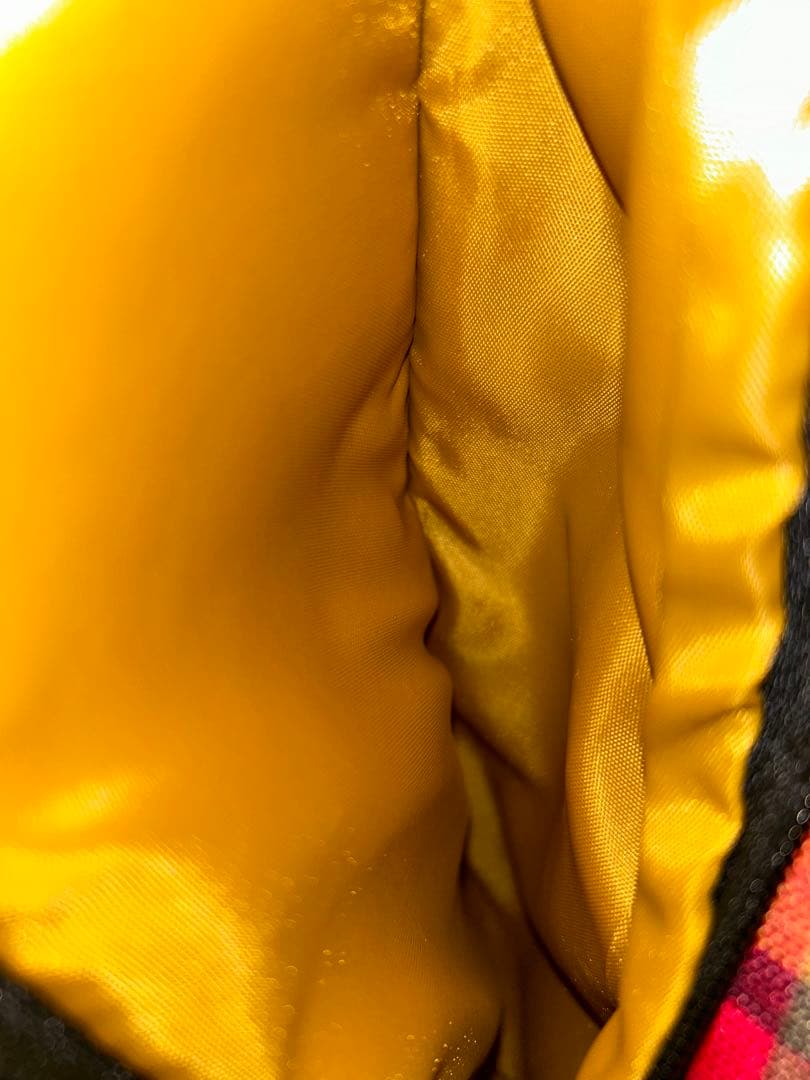 BURTON バートン キャリーバッグ チェック柄 マルチカラー 静音 デザイン