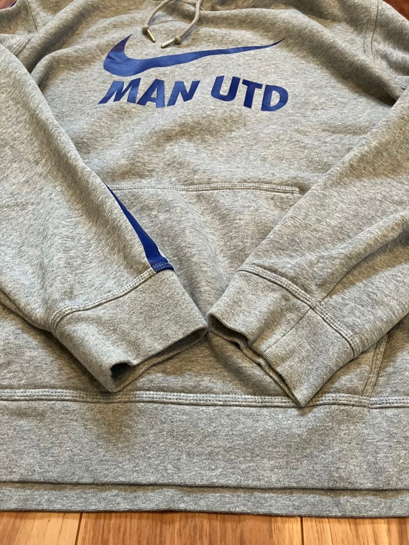 NIKE マンチェスターユナイテッドパーカー グレー スウォッシュ 古着
