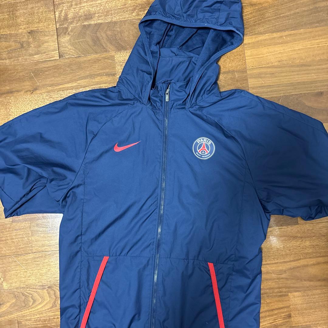 PSG パリ・サンジェルマン ×ナイキ ナイロンジャケット ウィンドブレイカー