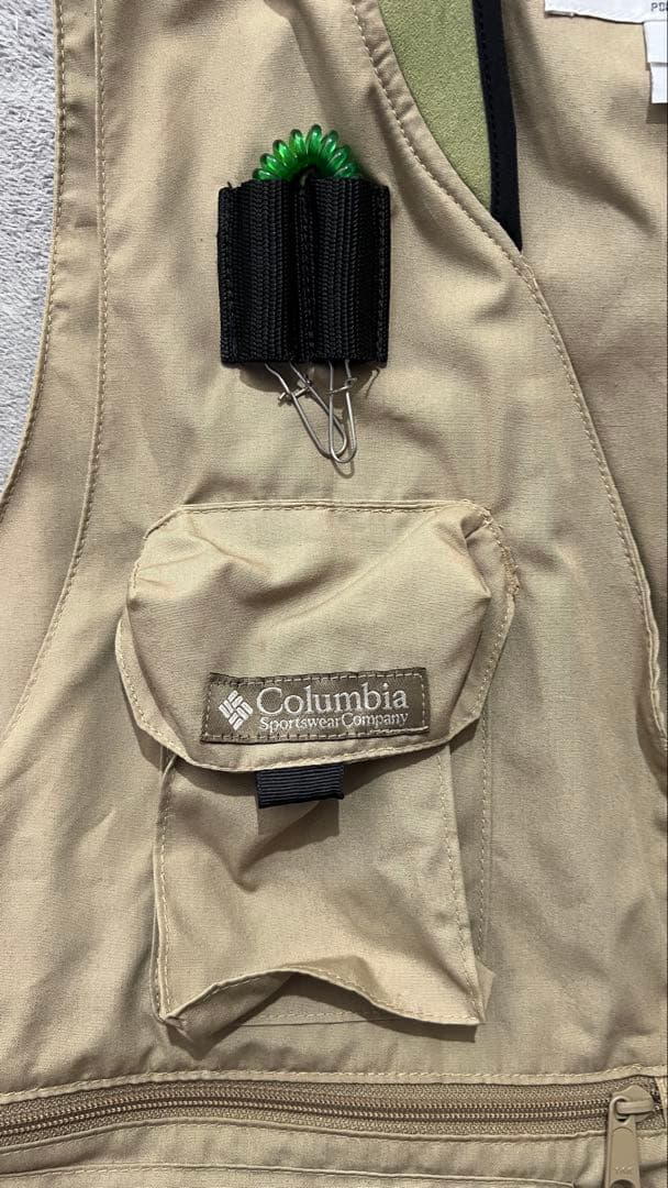 Columbia フィッシングベスト ベージュ