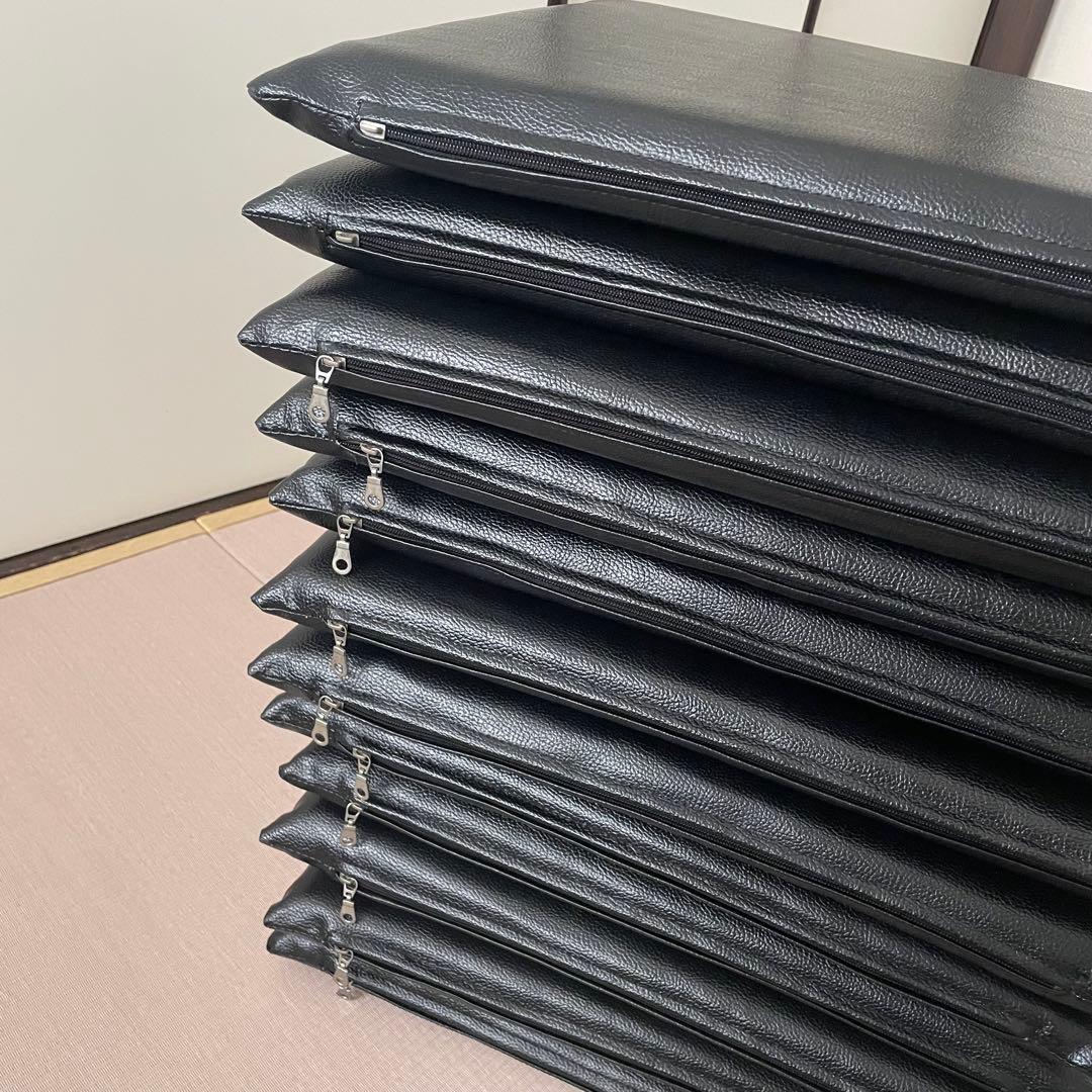 大きいサイズ　50×50×厚み5cm 黒　滑りにくいレザー　業務用　座布団　黒