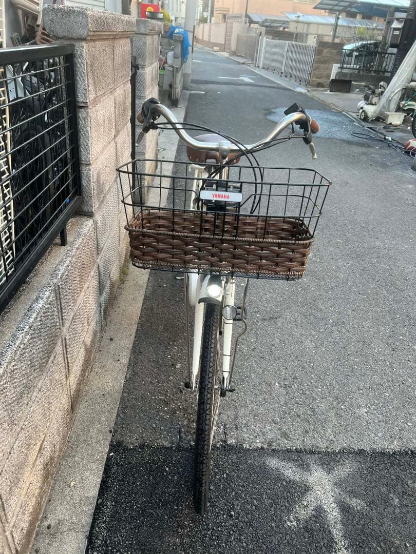 ホワイト 電動アシスト自転車 シティタイプ 前カゴ付き