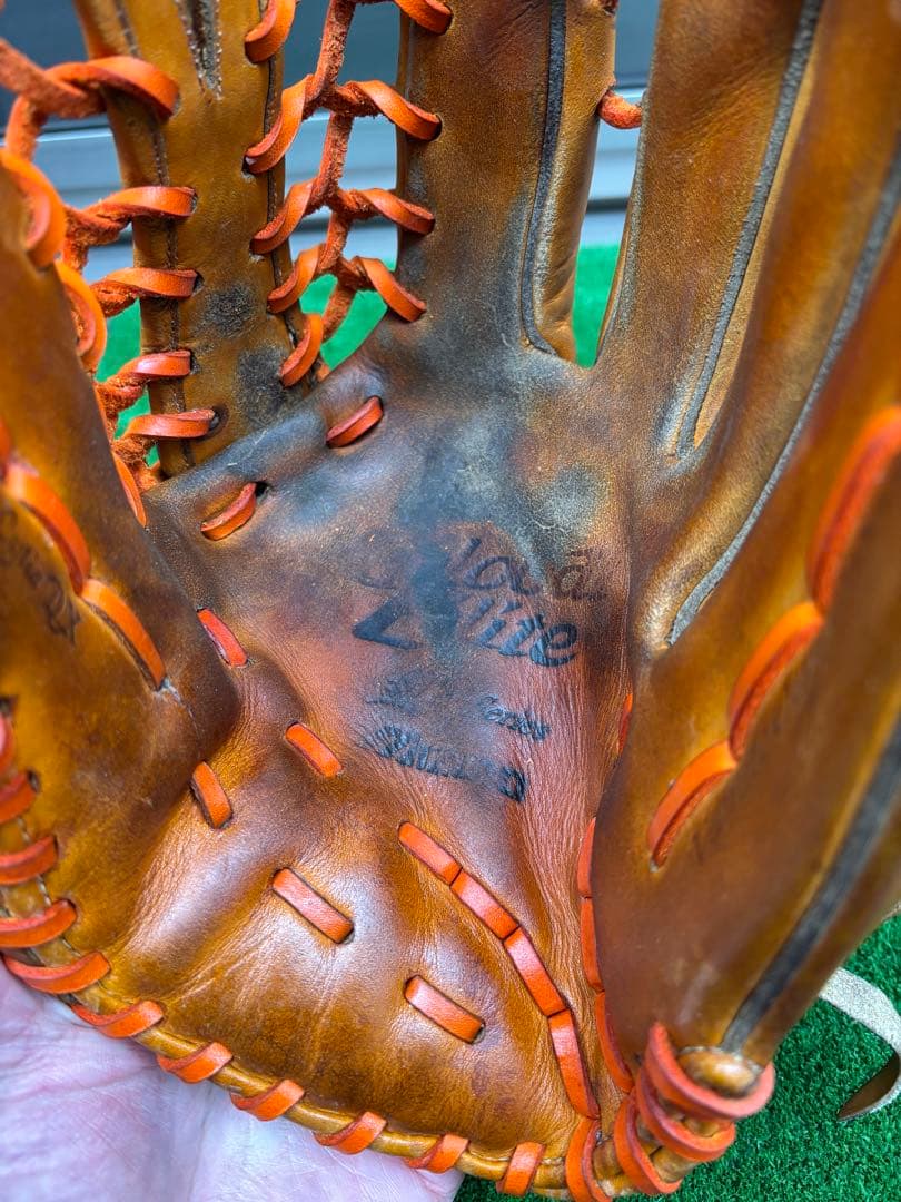 Mizuno グローバルエリート軟式外野手用野球グローブ オレンジ　(大人用)