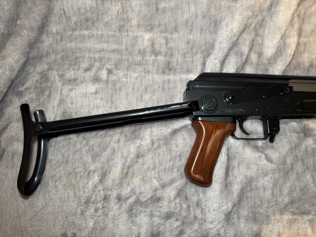 東京マルイ AK47S スタンダード電動ガン 多弾マガジン1本含めおまけ付き