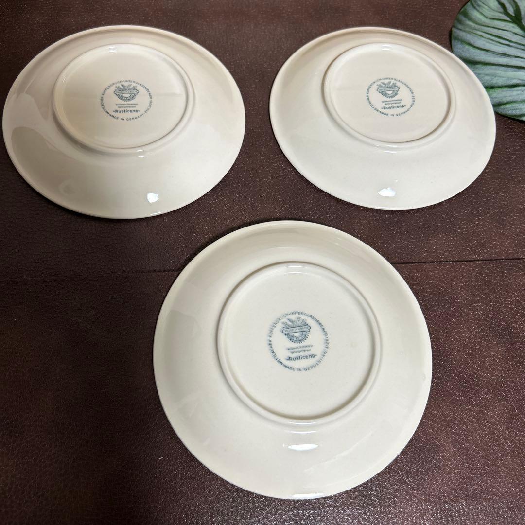 3セット　ビレロイ&ボッホ　スープカップ　ソーサー付　花　赤　Rusticana