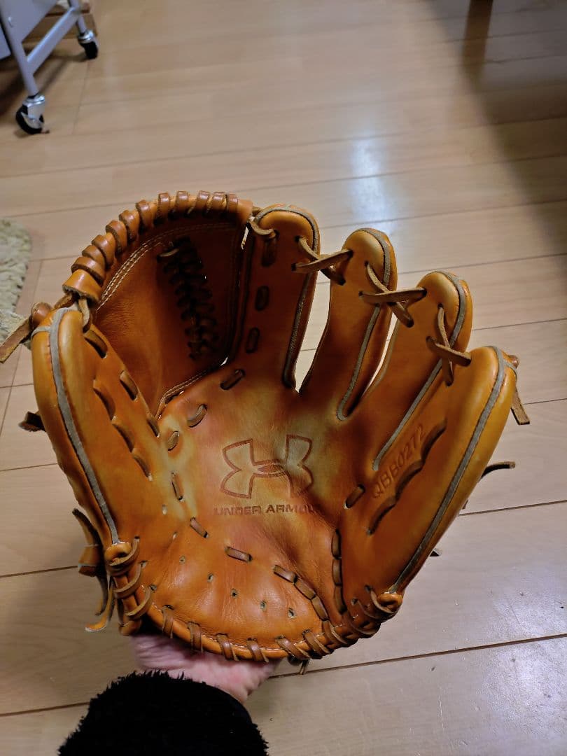 Under Armour 軟式グローブ 投手用QBB0272
