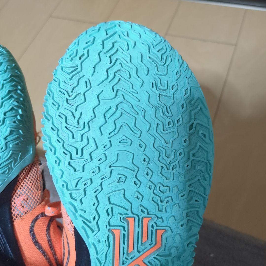 NIKE カイリー7 27cm