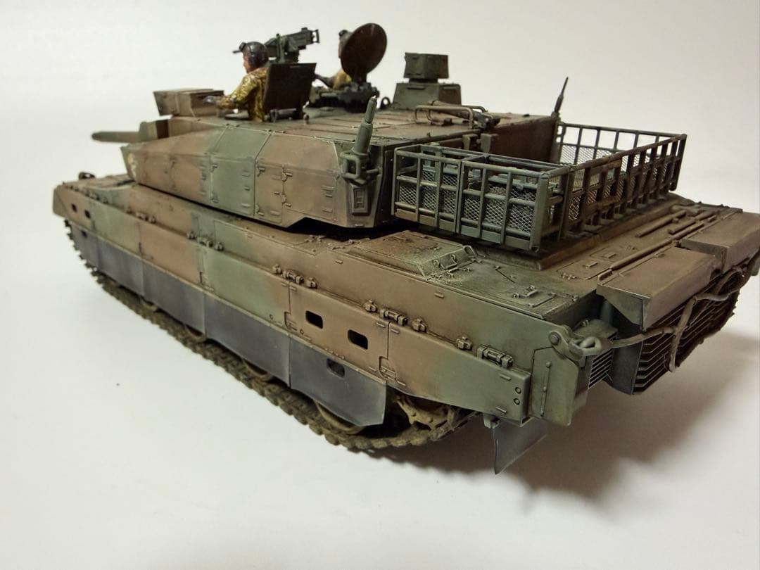 タミヤ　1/35 10式戦車　塗装済完成品 陸上自衛隊