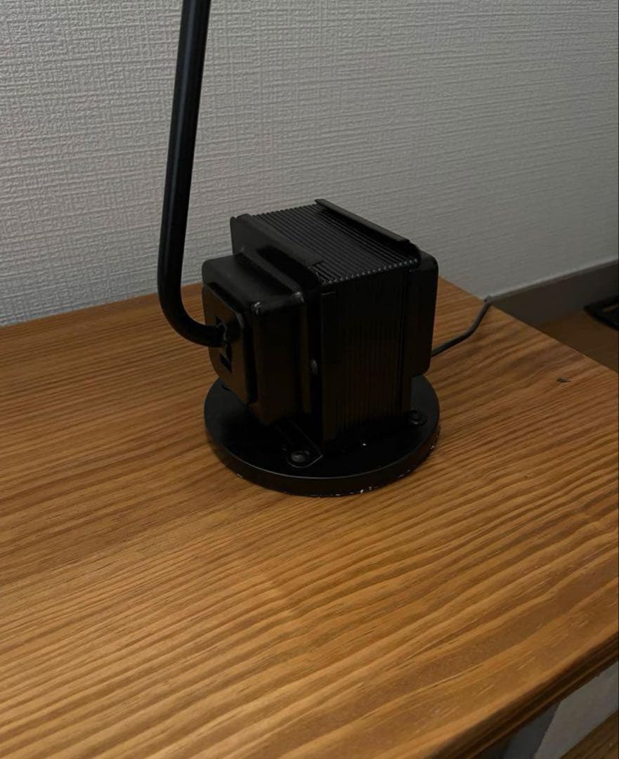 フロアスタンド Lumina Daphine Desk lamp Black