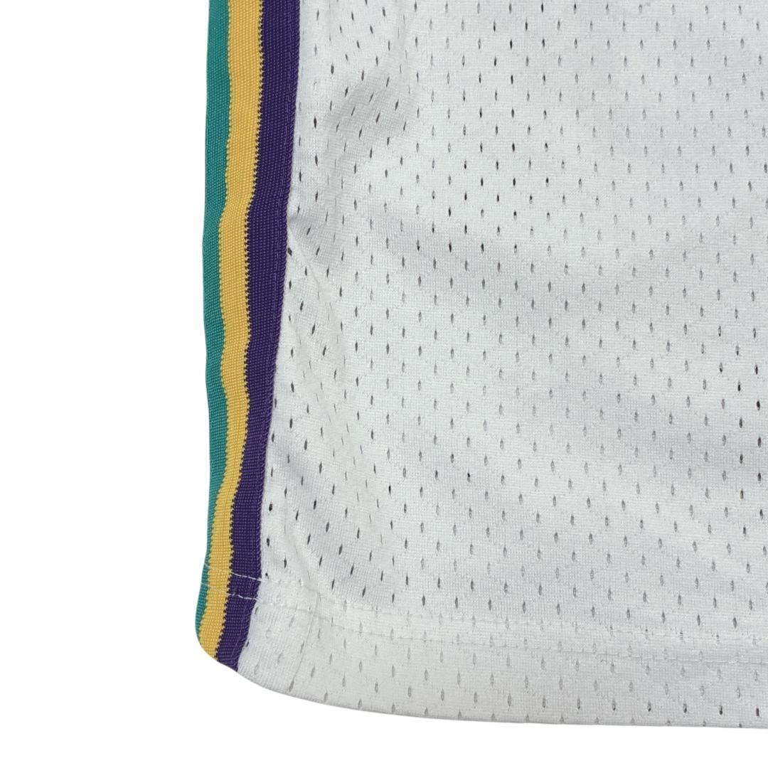 NIKE NBAペリカンズ バスケゲームシャツ ユニフォーム 2XL 刺繍ロゴ