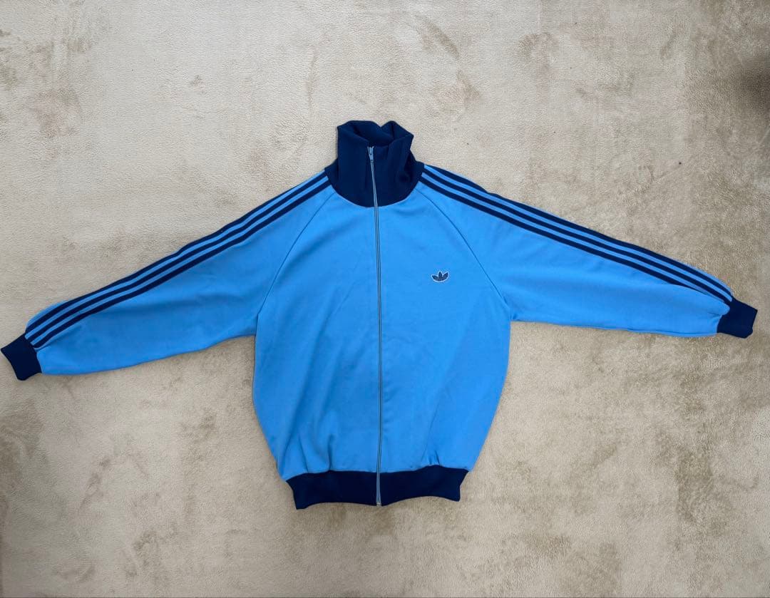 adidas トレーニングスーツ ADS-4F